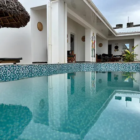 Zmk Hotel
